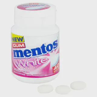 /img/28935-mentos-white-gum-alternatives.webp